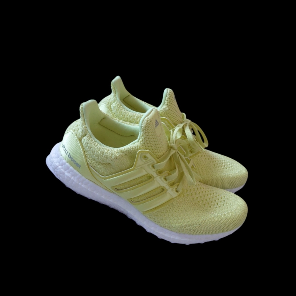Adidas Ultra Boost 5.0 DNA Pulse Yellow (Women's) size 8.5
